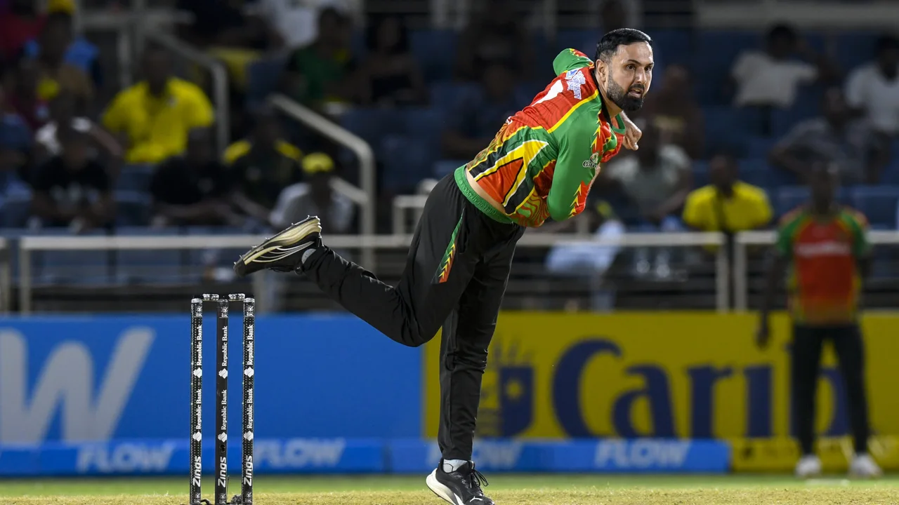 Mohammad Nabi bowls for Guyana Amazon Warriors against Jamaica Kingsmen at Sabina Park